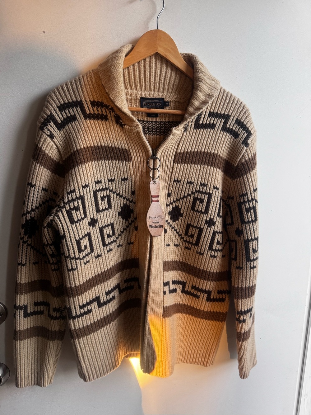Cozy Pendleton classic cardigan